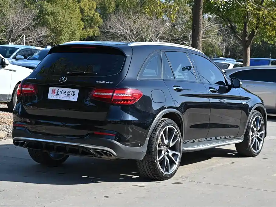 Mercedes-AMG GLC 43 4MATIC 2017