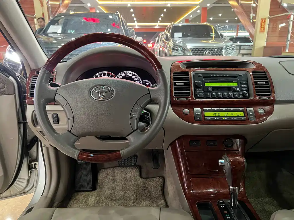 Camry 2005 2.4 Luxury Edition