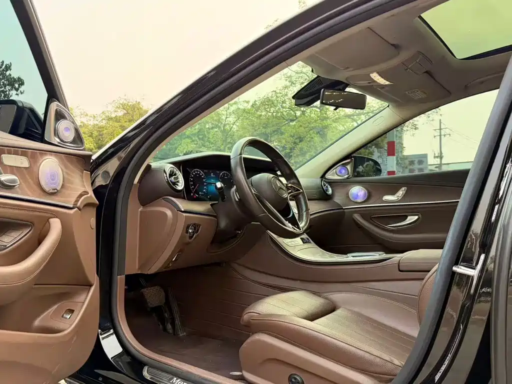 Mercedes-Benz E-Class 2021 Facelift E 260 L