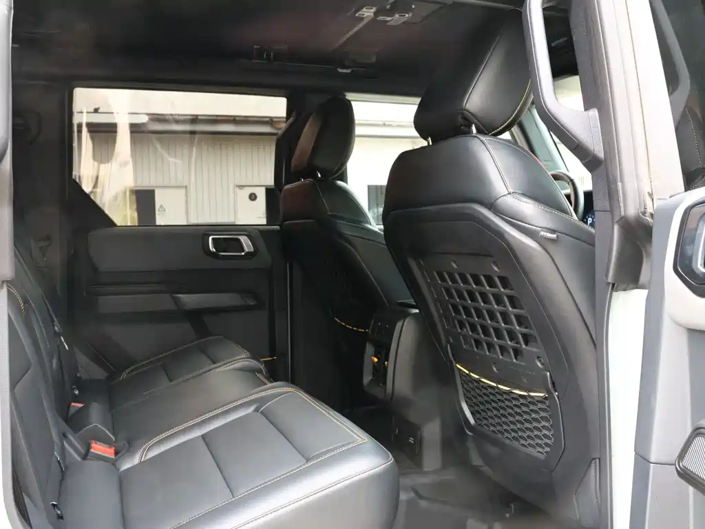 Ford Bronco 2024 2.3T Badlands