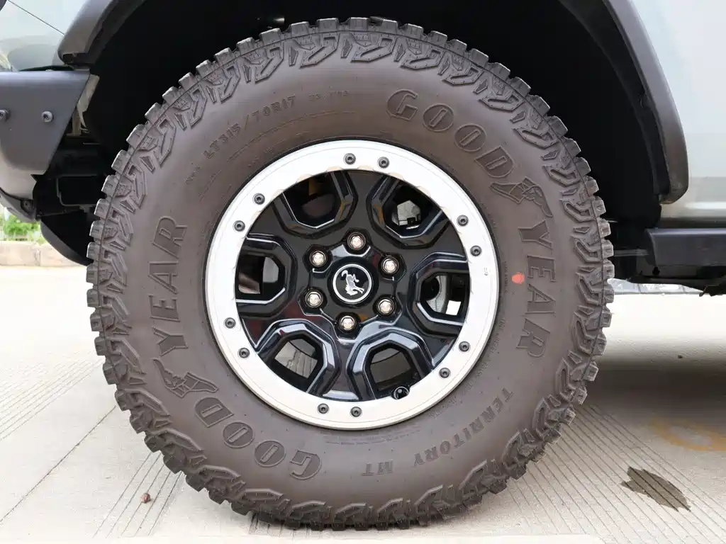 Ford Bronco 2024 2.3T Badlands