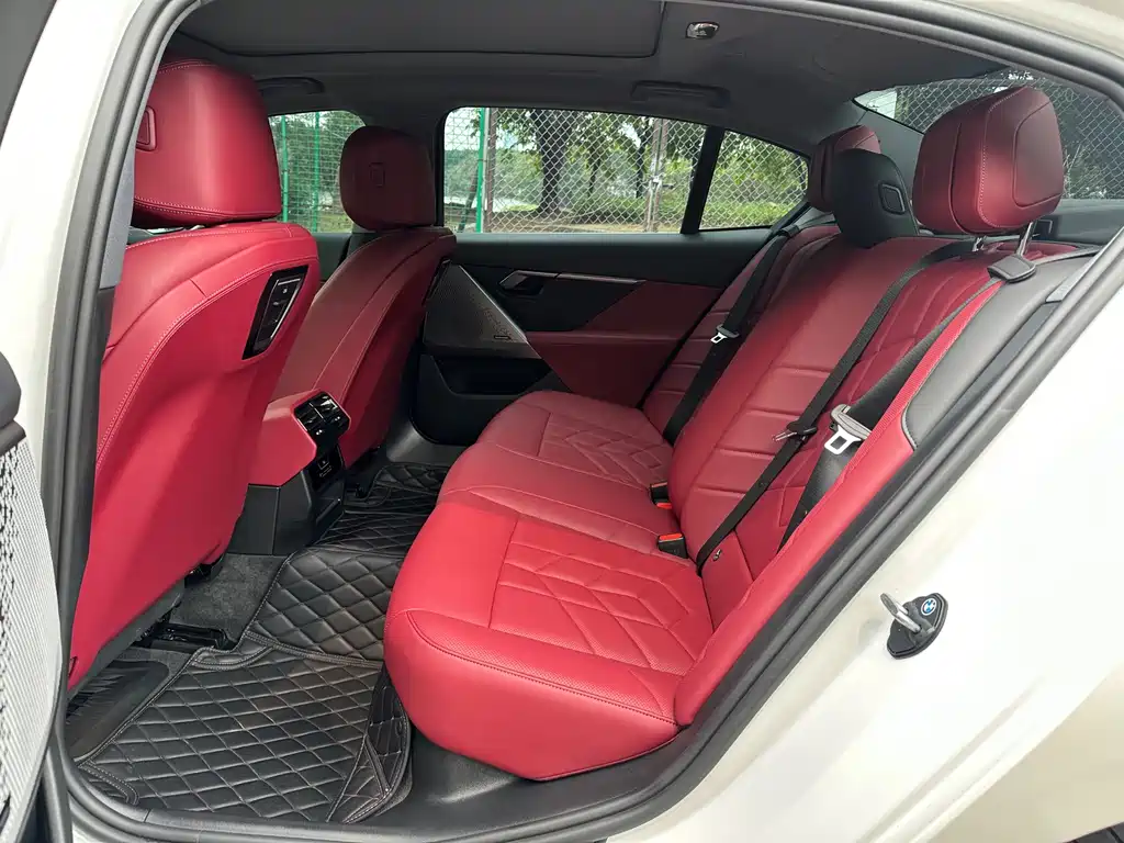 BMW 5 Series 2024 530Li Leading Edition Luxury Package