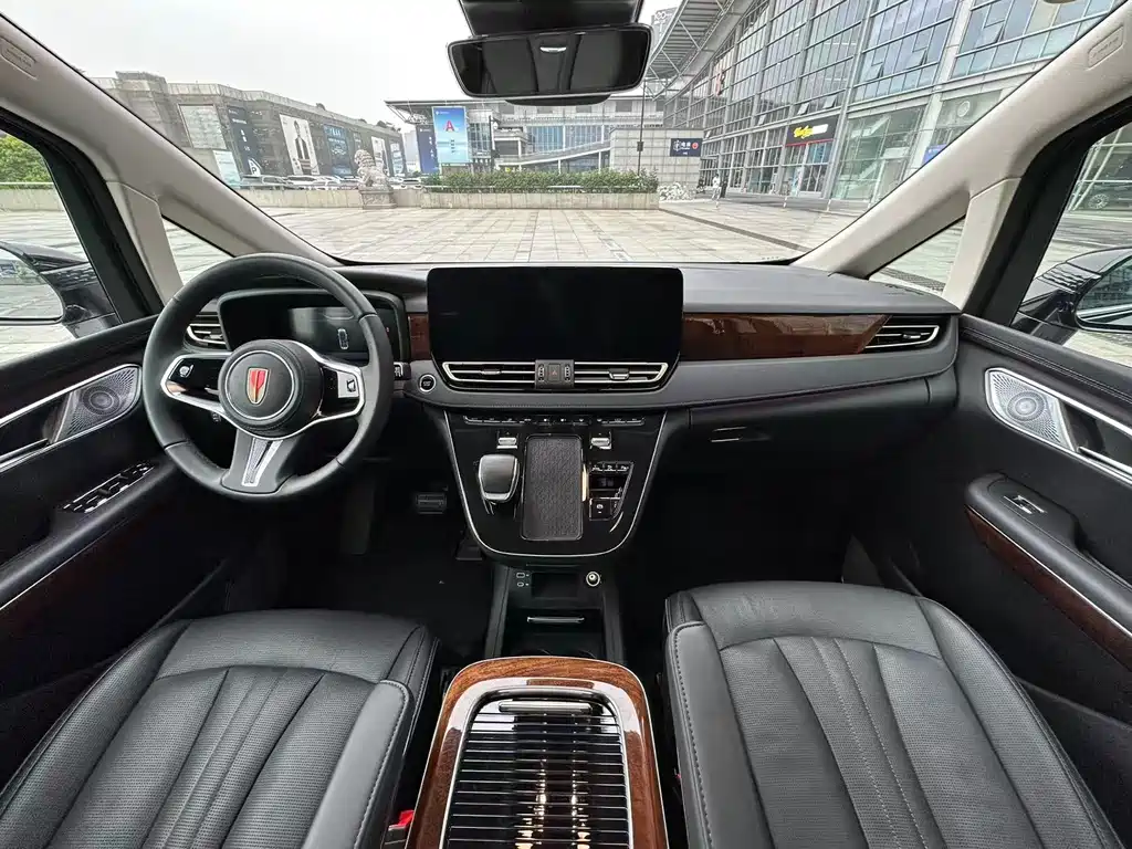 Hongqi HQ9 PHEV 2024 2.0T AWD Luxury Edition