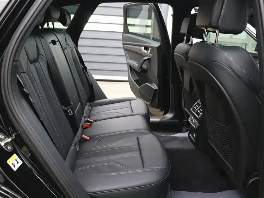 Audi Q5L 2025 45th Anniversary Edition 40 TFSI Luxury Dynamic