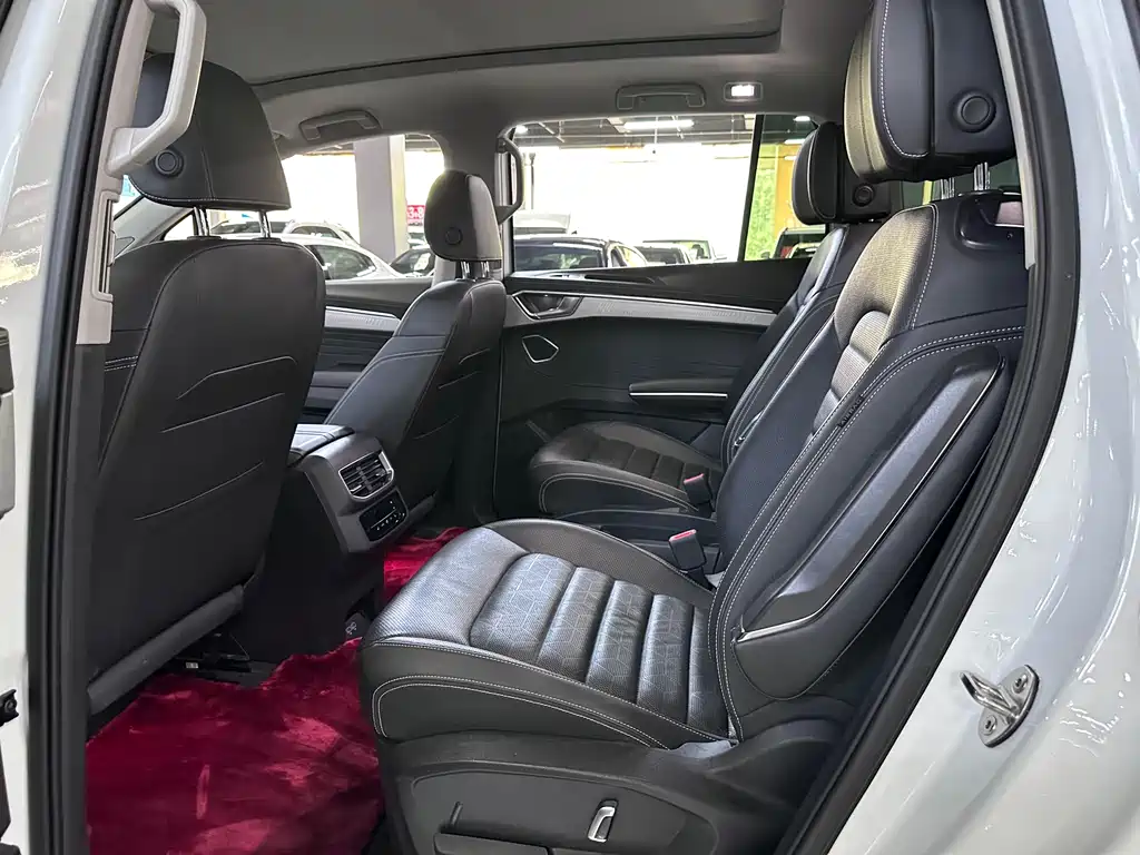 Volkswagen Talagon 2022 380TSI 4MOTION Luxury Edition Pro 6-Seater