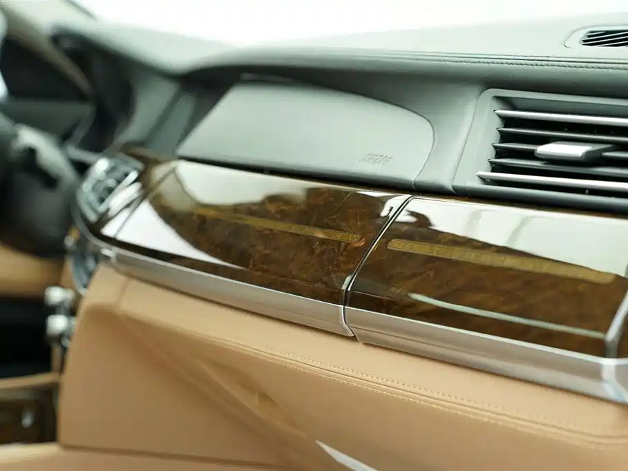 BMW 7 Series 2010 760Li