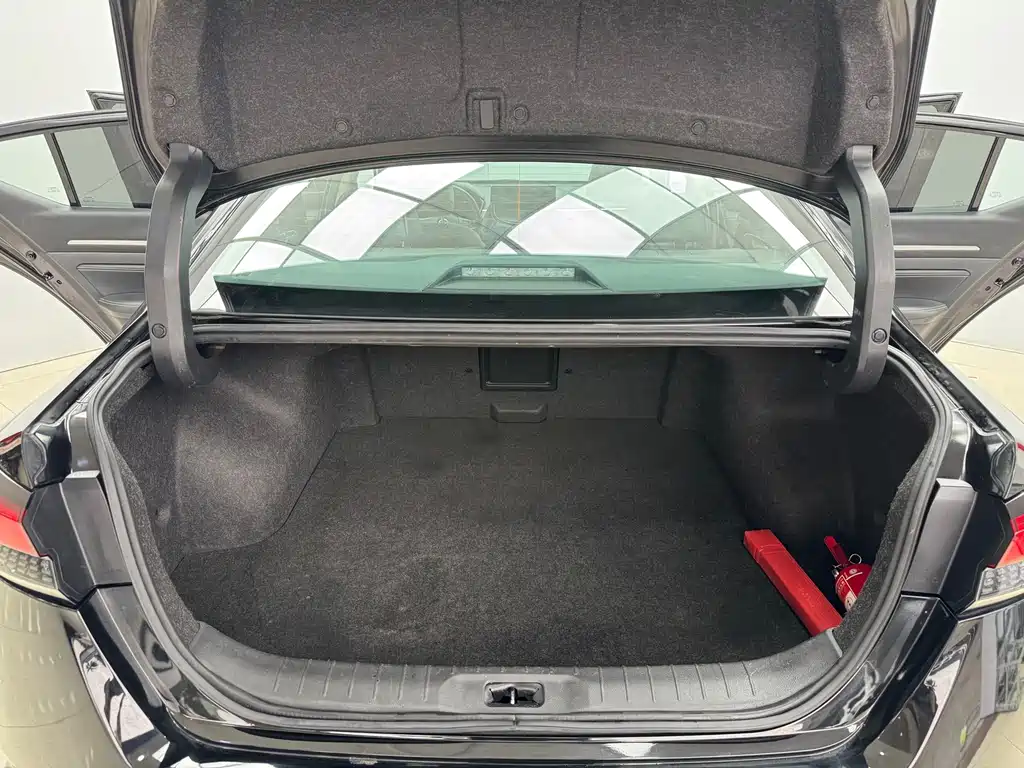 Nissan Altima 2022 2.0L XL-TLS Yue Xiang Edition