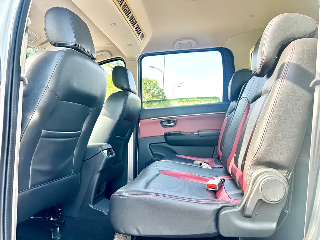 BAIC Huansu H2 2015 1.5L AMT Luxury BJ415C