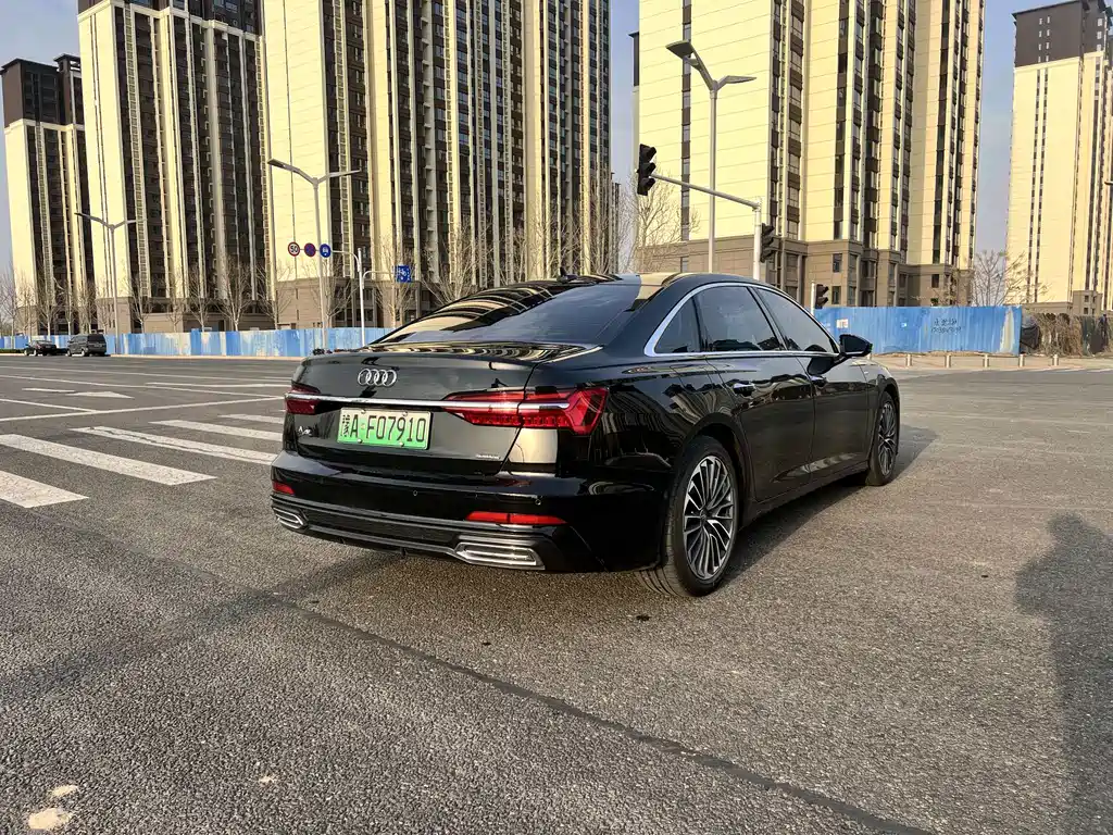 Audi A6L 2022 55 TFSI e quattro