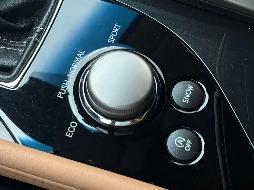 Lexus GS 2016 200t Leading Edition