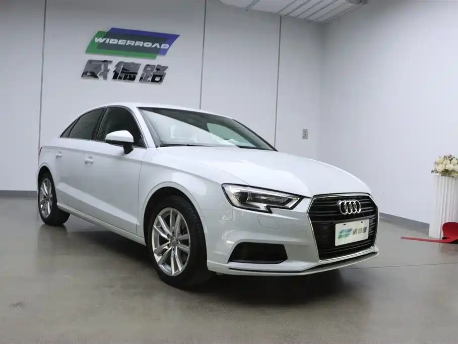 Audi A3 2018 Limousine 35 TFSI