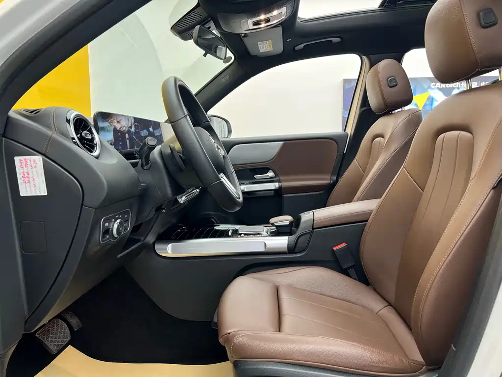 Mercedes-Benz GLB 200 Fashion Edition 2023