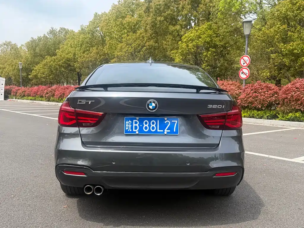 BMW 3 Series GT 2018 320i Fashion Edition