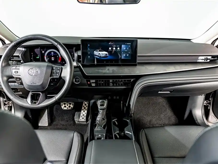 Camry 2026 Dual Engine 2.0HSE Sport Lite