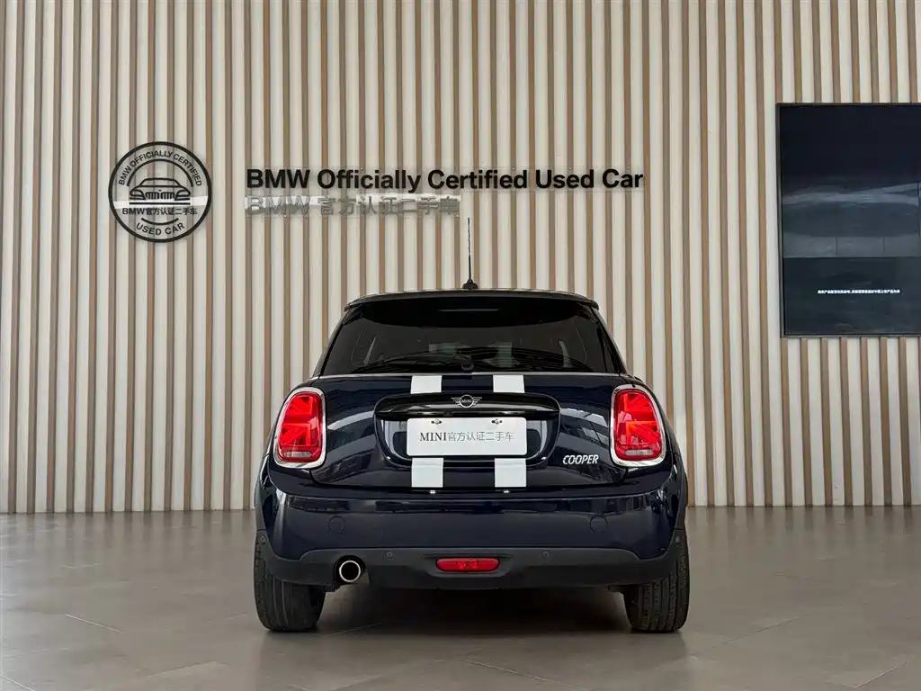 MINI 2018 1.5T COOPER Artist