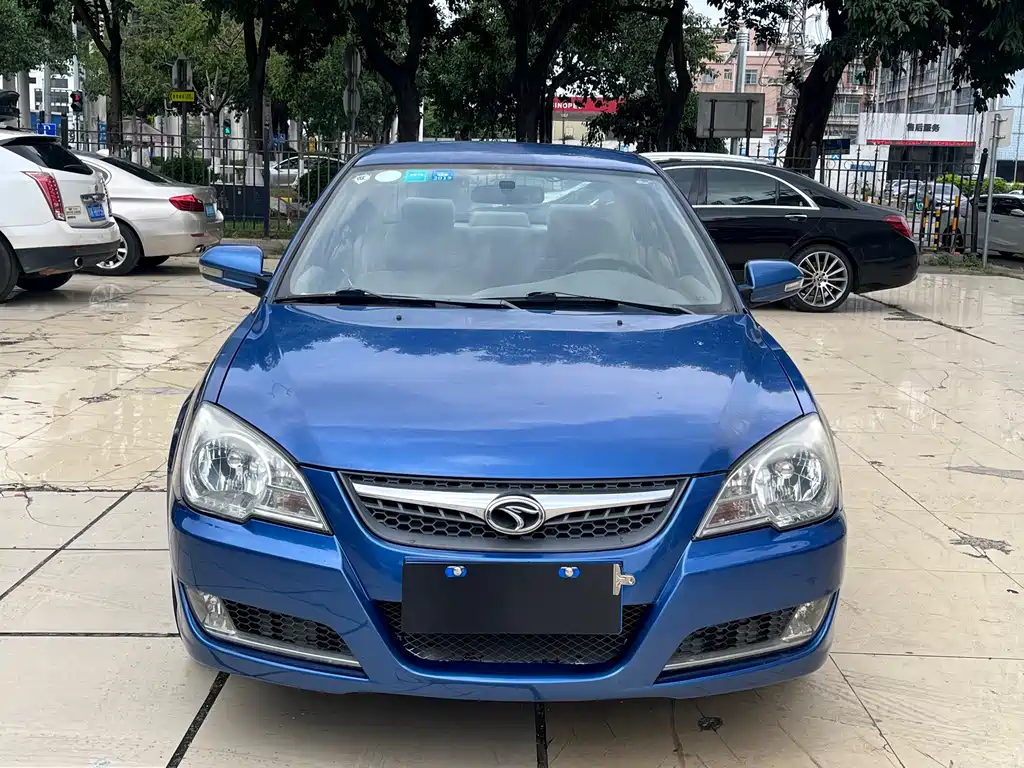 V3 Lingyue 2010 1.5L CVT Flagship Edition