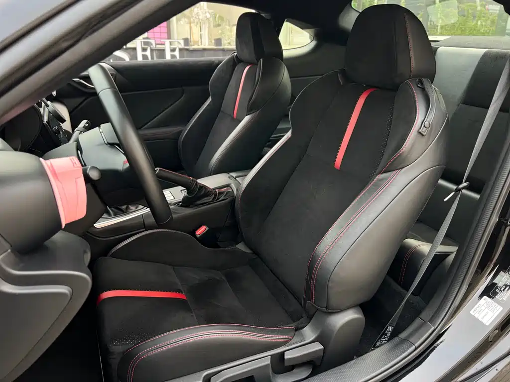 Subaru BRZ 2022 2.4L Manual