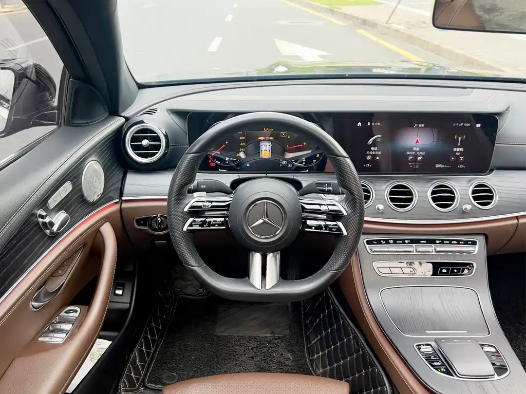 Mercedes-Benz E-Class 2022 Facelift II E 300 L Sport Luxury