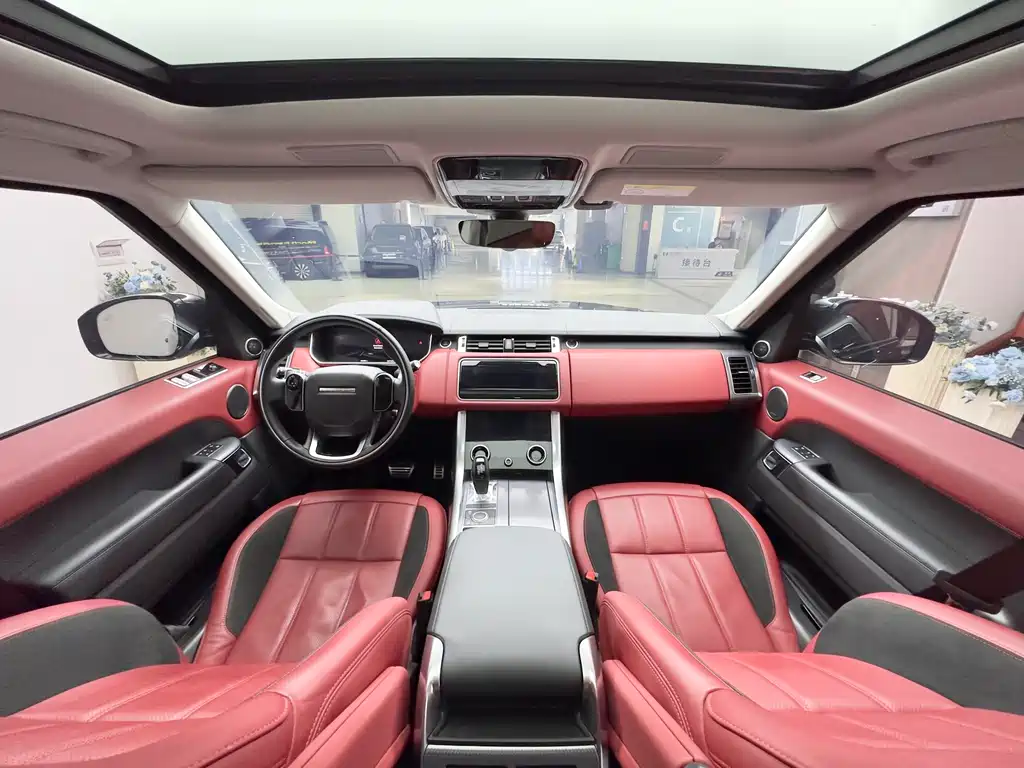 Range Rover Sport 2021 3.0L6 Black Edition