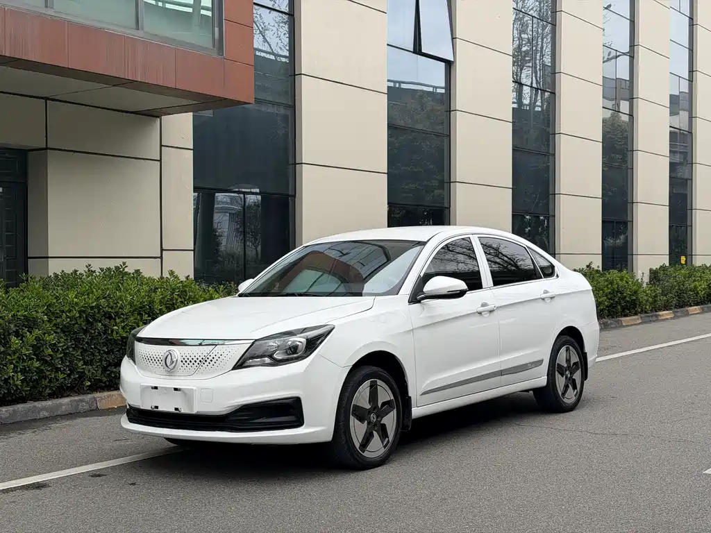Dongfeng Fengshen E70 2021 Facelift 500 Chaoxiang Edition