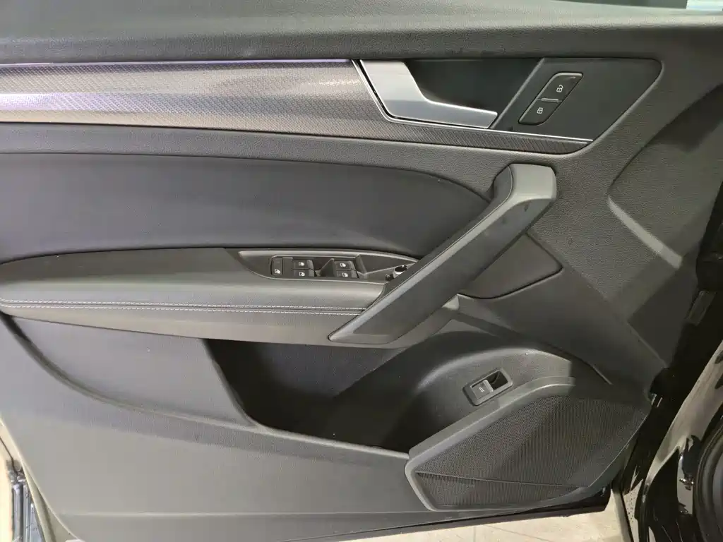 Audi Q5L 2022 40T Luxury Dynamic Edition