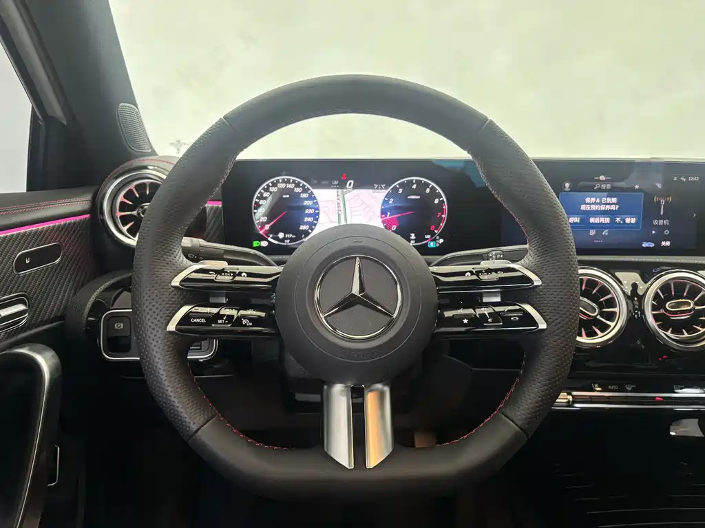 Mercedes-Benz A-Class 2025 A 200 L Fashion Edition