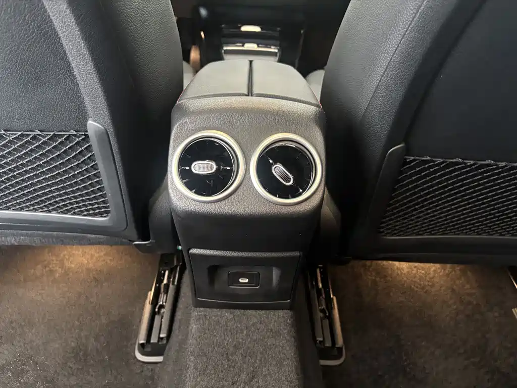 Mercedes-Benz A-Class 2025 A 200 L Fashion Edition
