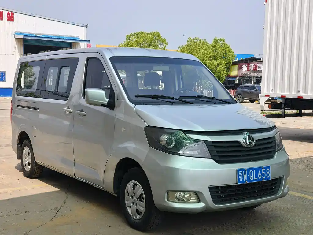 Changan Ruixing M70 2019 1.5L Comfort Edition 6-Seater China VI Flat Roof Hatchback DAM15KL