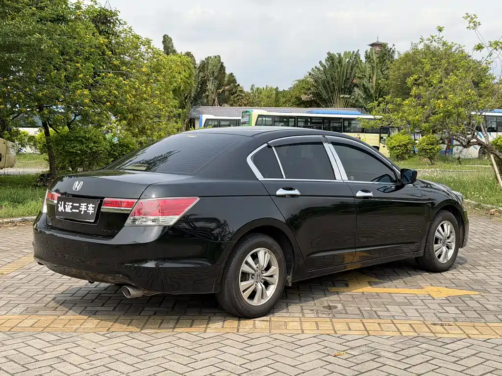 Honda Accord 2012 2.0L EX Navi