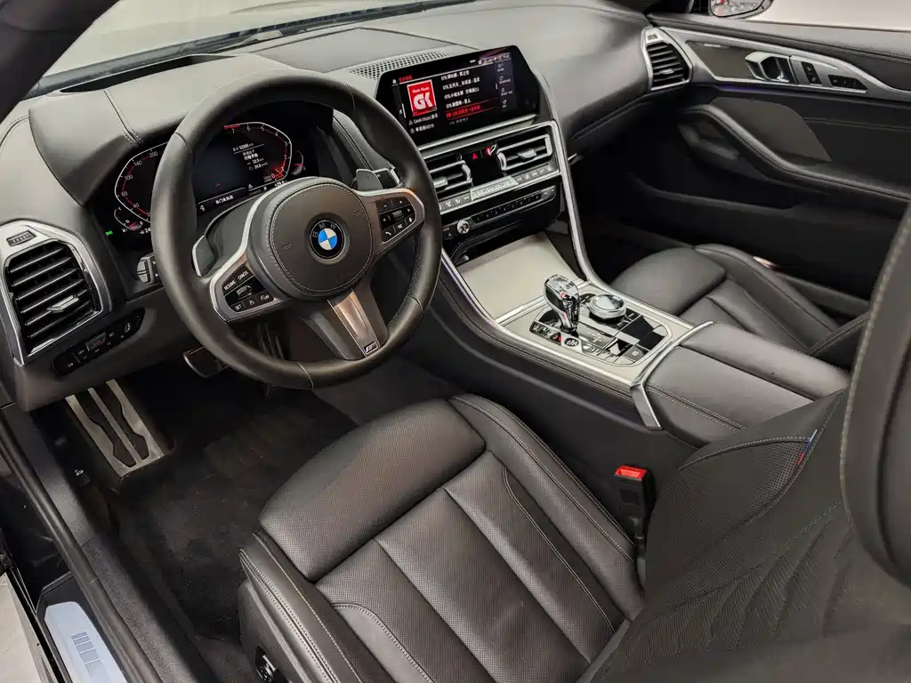 BMW 8 Series 2019 840i Coupe M Sport Package