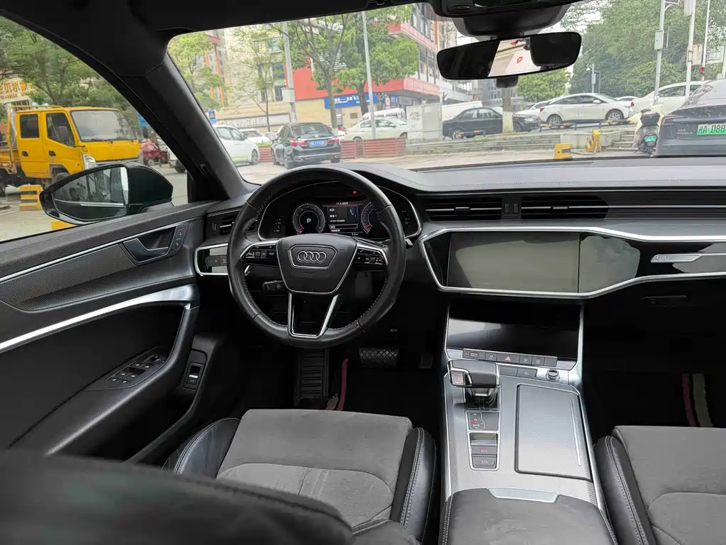 Audi A6L 2019 45 TFSI Zhenxuan Dynamic Edition