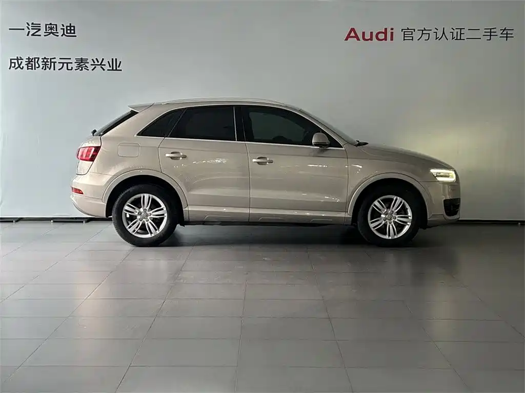 Audi Q3 2013 35 TFSI quattro Technik
