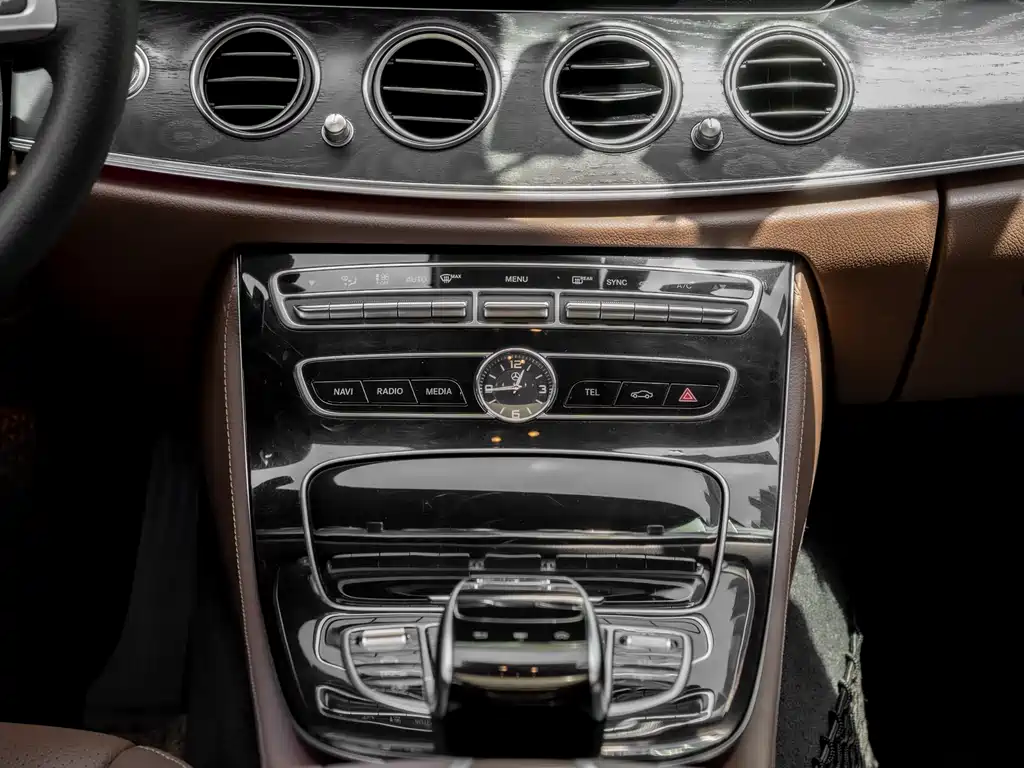 Mercedes-Benz E-Class 2016 E 300 L Sport Luxury