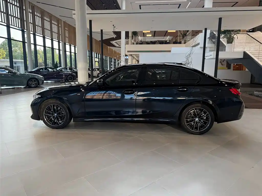 BMW 3 Series 2024 325Li M Sport Night Edition