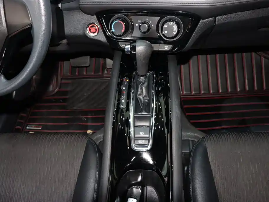 Honda Vezel 2020 1.5L CVT Luxury Edition