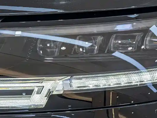 Range Rover 2025 3.0 L6 400PS Vogue LWB