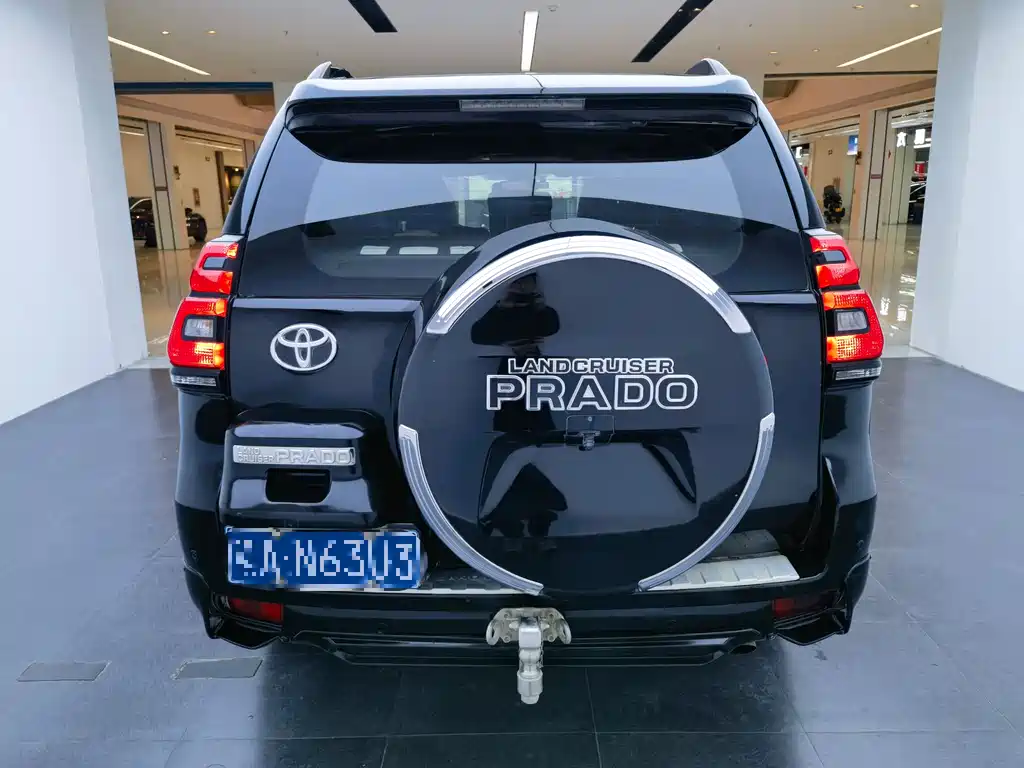 Prado 2010 4.0L Automatic VX