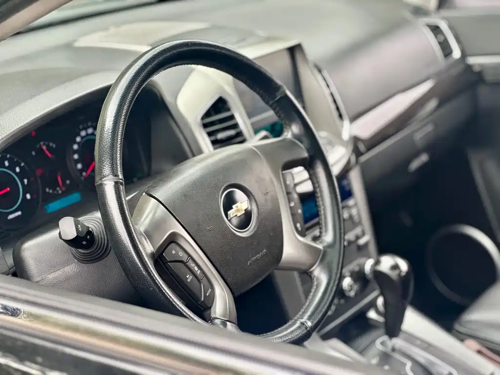 Chevrolet Captiva 2014 2.4L AWD Flagship Edition 7-Seater