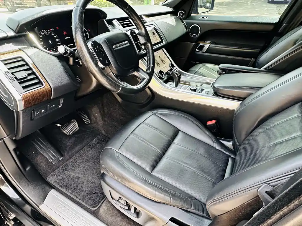 Range Rover Sport P400e 2018
