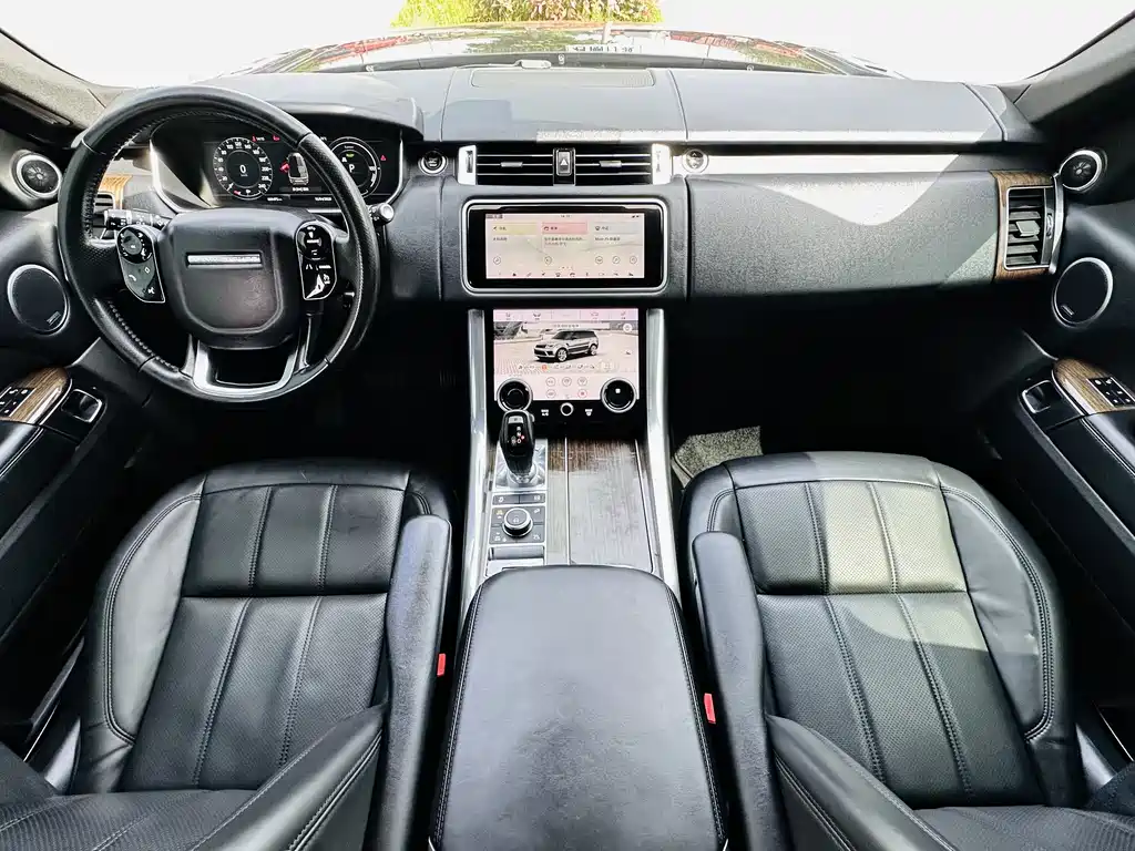 Range Rover Sport P400e 2018