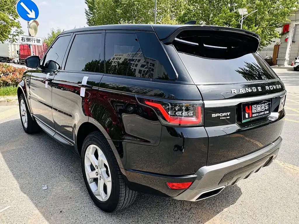 Range Rover Sport P400e 2018