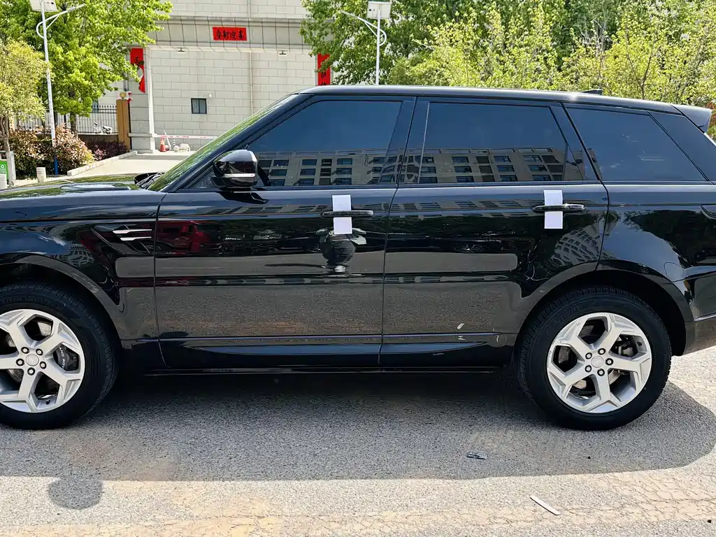 Range Rover Sport P400e 2018
