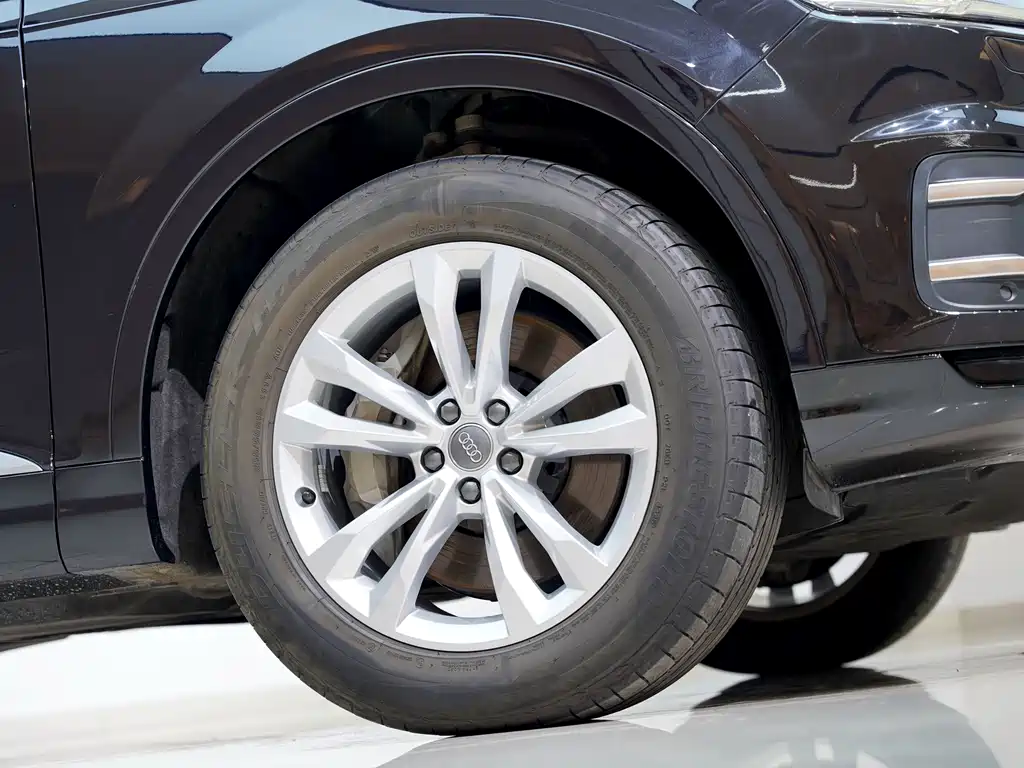 Audi Q7 2019 55 TFSI Technology Edition