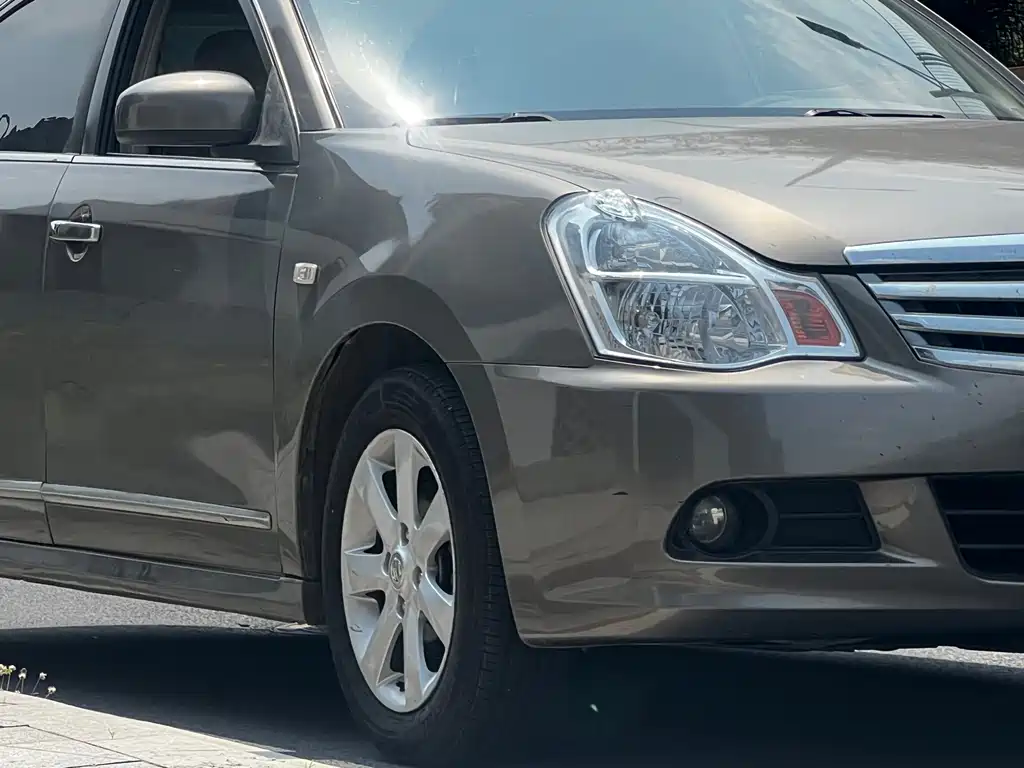 Nissan Sylphy 2009 1.6XL Automatic Luxury Sunroof Edition