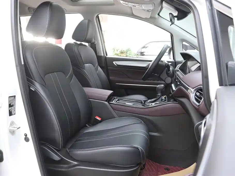 GAC Trumpchi M6 2023 PRO 270T DCT Luxury Edition