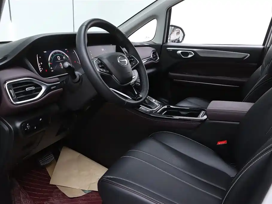 GAC Trumpchi M6 2023 PRO 270T DCT Luxury Edition