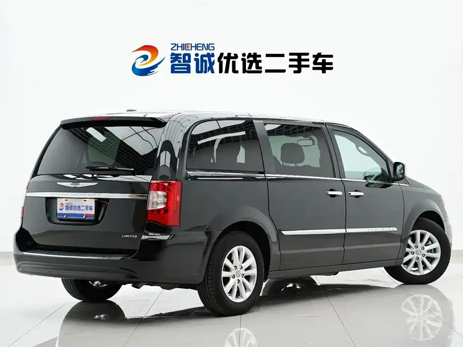 Chrysler Grand Voyager 2013 3.6L Luxury Edition