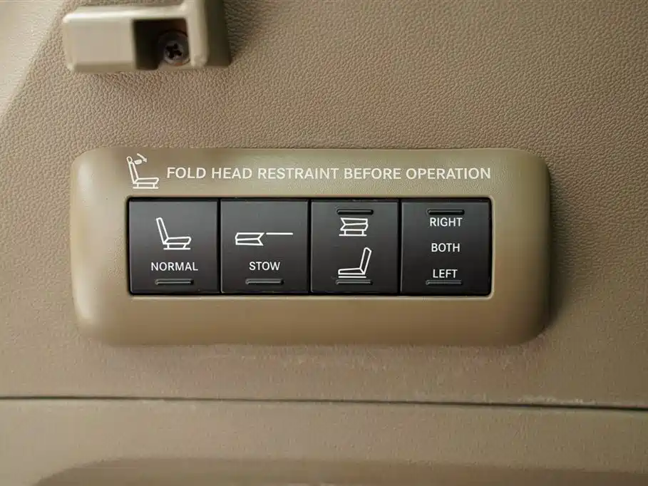 Chrysler Grand Voyager 2013 3.6L Luxury Edition
