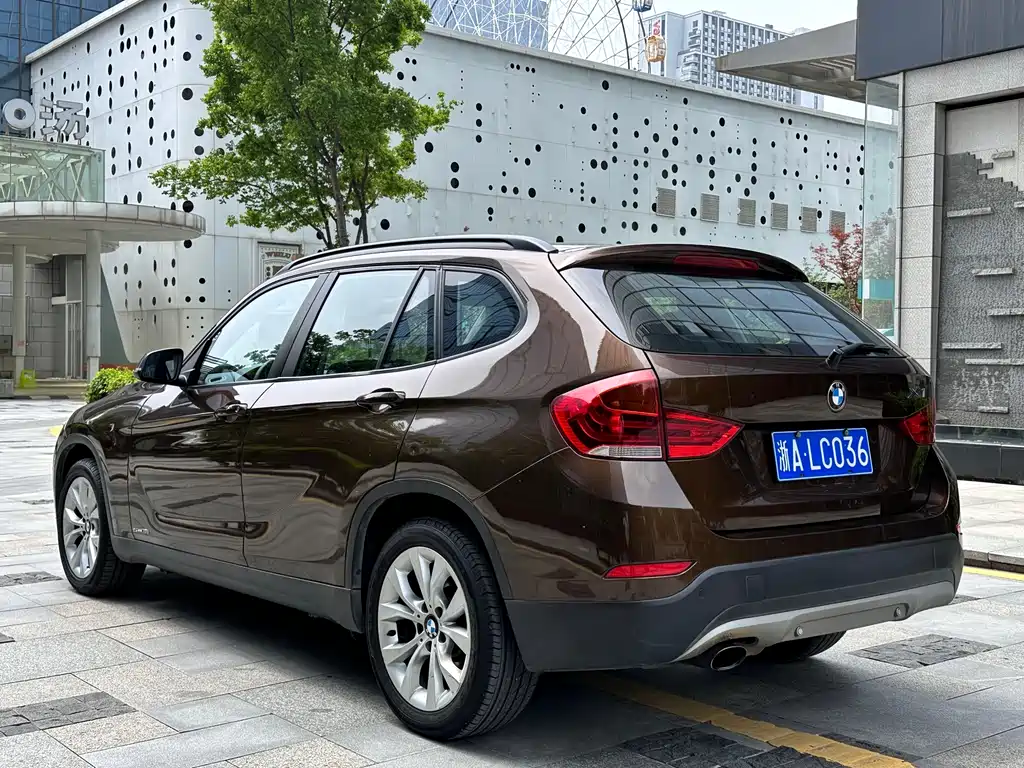 BMW X1 2013 sDrive18i Fashion Edition