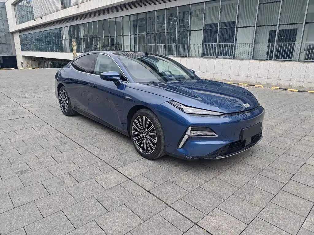 Geely Galaxy Xingyao 8 2025 130km EM-P Starship Edition